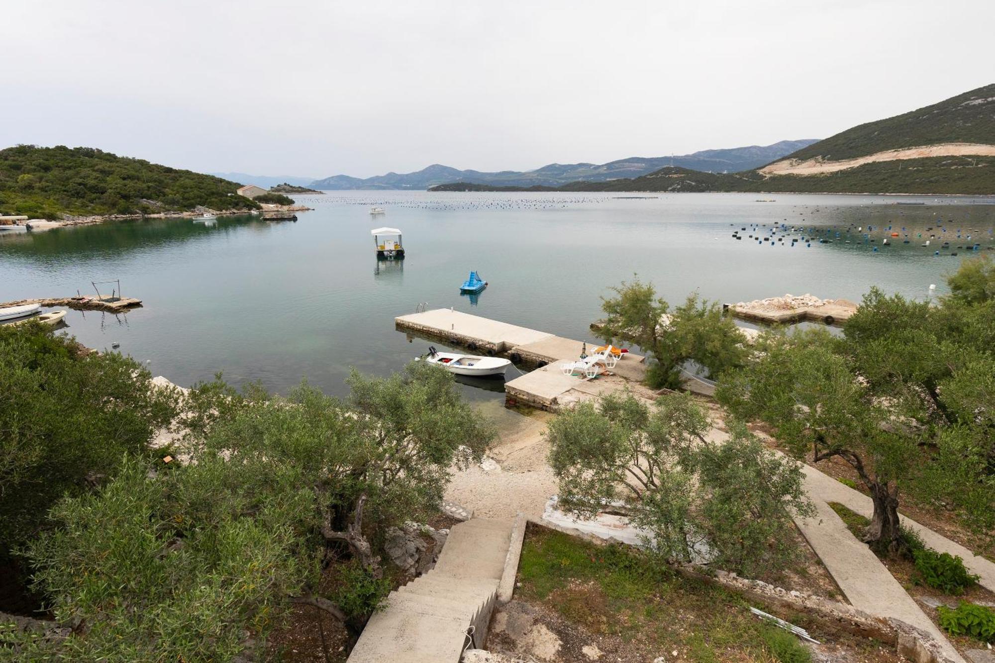 Apartments By The Sea Zuronja, Peljesac - 10137 Brijesta Экстерьер фото